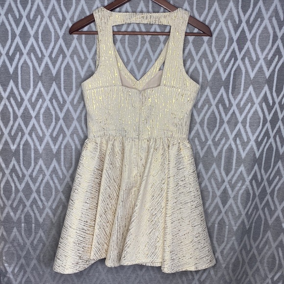 Keepsake The Label Dress Sleeveless with Cutouts Gold & Ivory Small - Picture 2 of 4